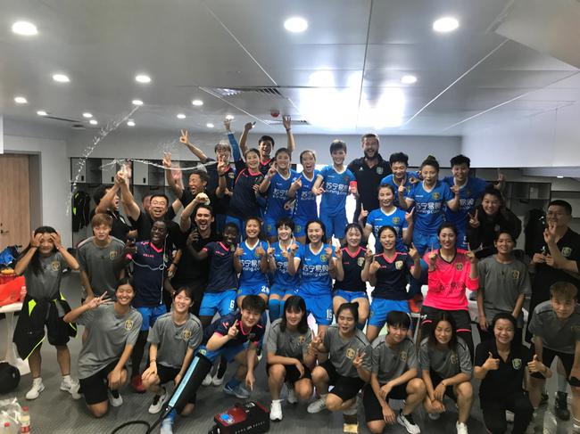 西北大學逆襲斯坦福大學贏NCAA 首次女子捧杯